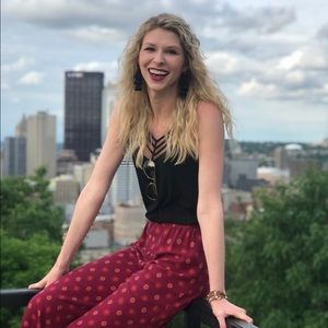 Meet your Posher, Taylor